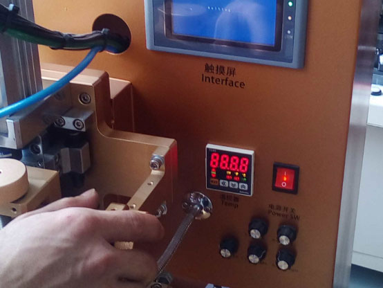 电池保护板热压机细节图